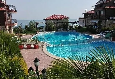 Apartment Complex Lilia *