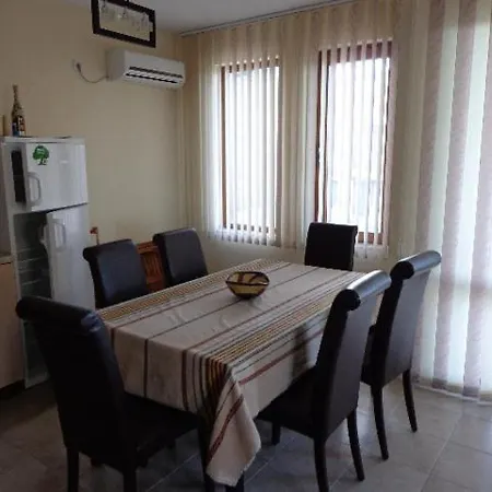 Complex Lilia Apartment *