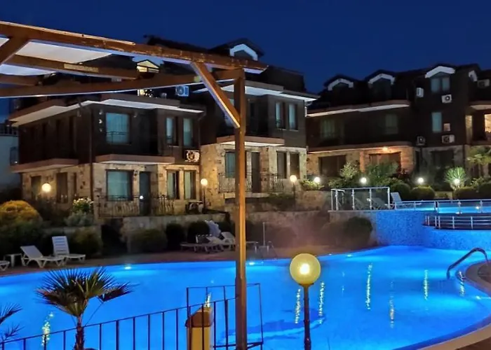 лилия アパート ソゾポル